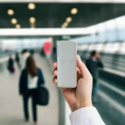 Universal Slim Travel Power Bank USB-C 22.5W 10000mAh